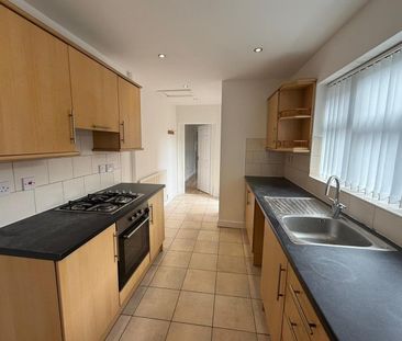 Banners Street, Halesowen, West Midlands - Photo 6