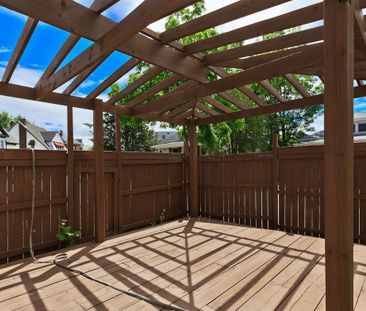 4743 Ryerson Crescent apartment — Niagara Falls, ON (4-Bedroom) - 4 Bedroom - Photo 2