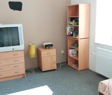 Pronájem bytu pokoj 25 m2 - Fotografie 1