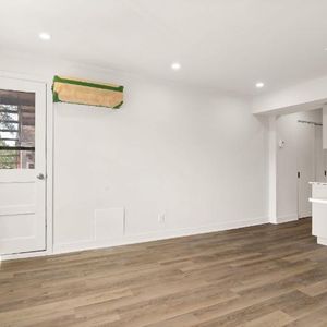 1 CH - 1 SDB - Montréal - $1,295 /mo - Photo 2