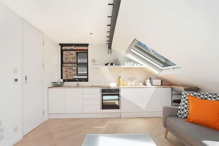 Studio to rent - Photo 3