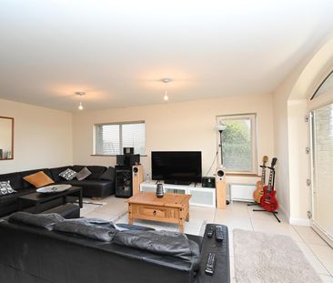 44a Braniel Road, Lisburn, BT27 5JJ - Photo 1