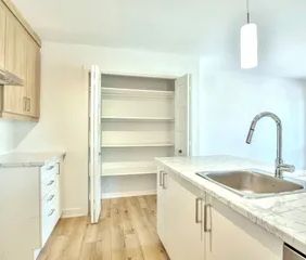1 room apartment of 96m² in Saint-Jacques - Photo 1