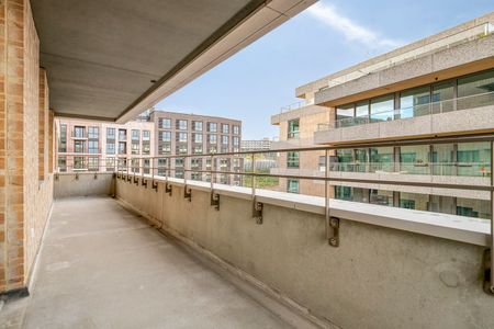 Appartement te huur: Elzenhagensingel 132 1022 LA Amsterdam - Photo 5