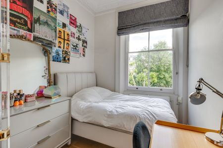 Clifton Gardens, Maida Vale, London, W9 - Photo 2