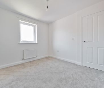 4 bedroom detached house to rent - Photo 6