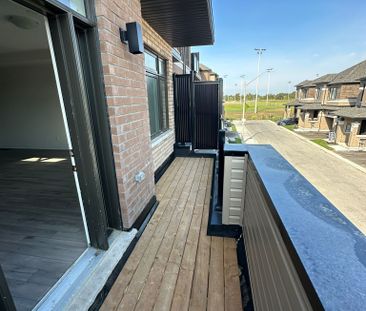 For Lease - 23 Bluebird Lane, Barrie, Ontario - Photo 1