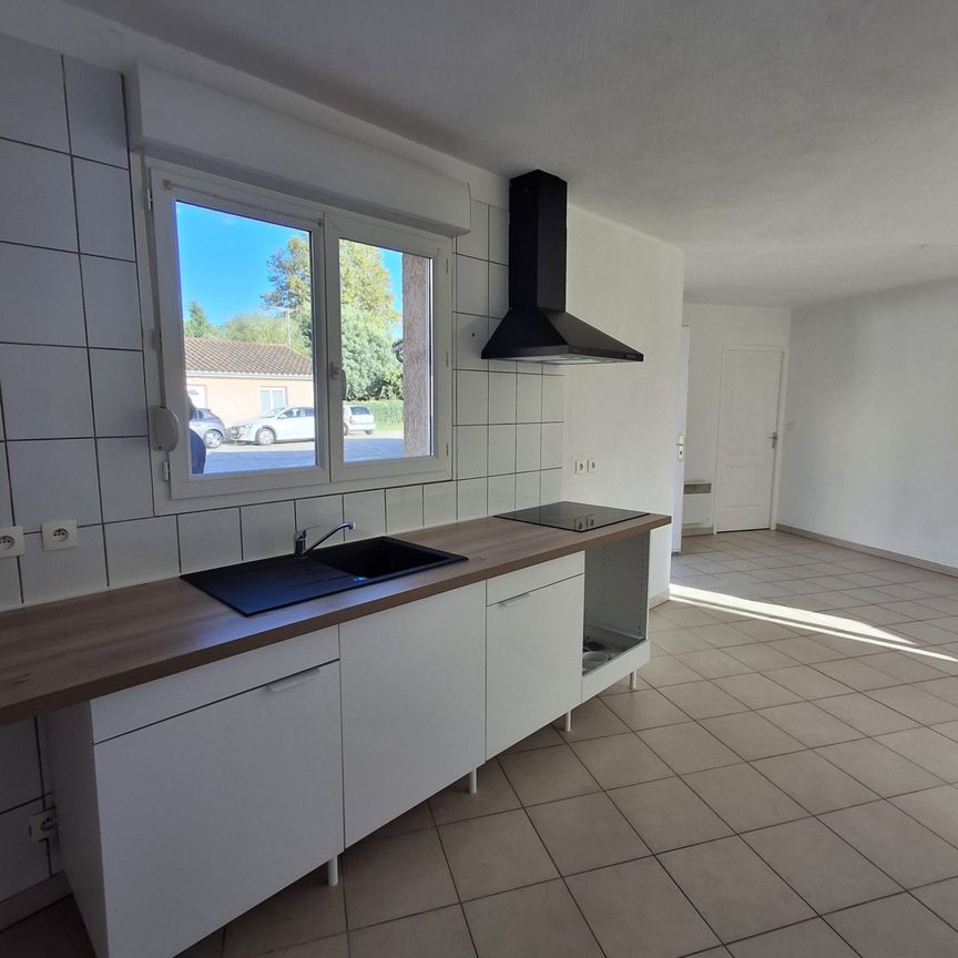 Location Maison 3 pièces 71m² GRAULHET 81300 - Photo 1