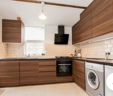 Room in a Shared Flat, Spellow Lane, L4 - Photo 6