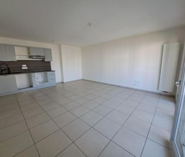 Location Appartement 3 pièces 60m² BONNEVILLE 74130 - Photo 4