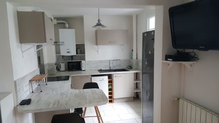 Location Appartement 3 pièces 56m² BAYONNE 64100 - Photo 5