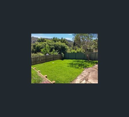14 Holland Close, Springfield, NSW 2250 - Photo 3