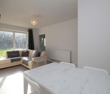 4 bedroom house share to rent - Photo 3