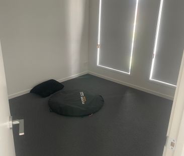 White Rock - Photo 2