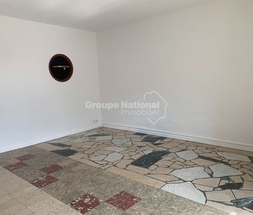 Location Appartement 2 pièces 56m² - Photo 2