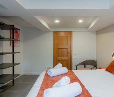 2-bedroom apartment for rent in Embajadores, air conditioning, fully furnished. - Photo 1