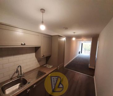 3 bedroom flat to rent - Photo 5