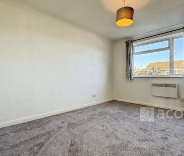2 bedroom maisonette to rent - Photo 2