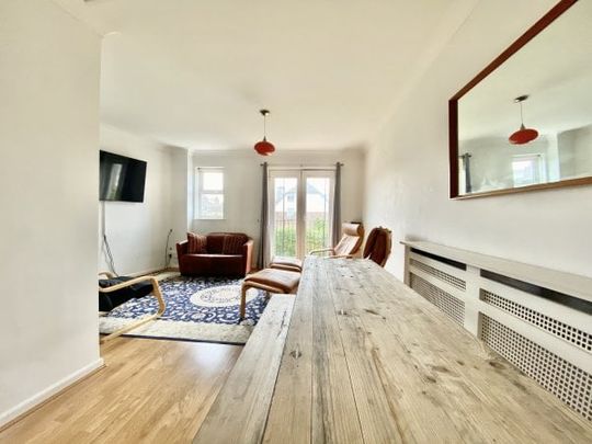 Burgoyne Road, Southsea - Photo 1