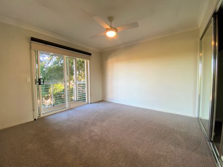 15 ISLINGTON ROAD, Stanhope Gardens NSW 2768 - House For Rent | Domain - Photo 3