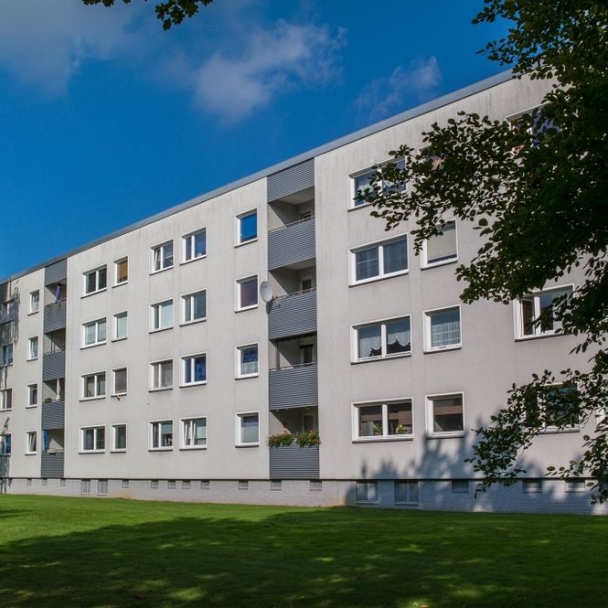 Schönes Wohnen in Detmerode: Mit großem Wohnzimmer und Duschbad - Foto 1