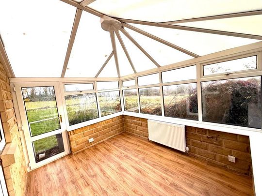 1 bedroom bungalow to rent - Photo 1