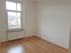 Antonstr. 40, Wohnung 5 ~~~ Balkon, Bad mit Wanne und Dusche, Abstellraum, Abstellraum im Treppenhaus - Photo 2