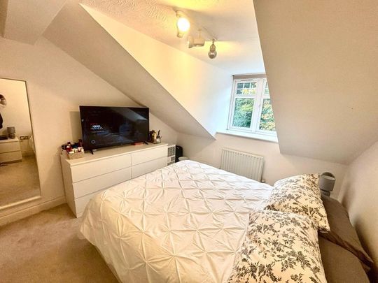 Wychwood, Camberley - 2 bedrooms Property for lettings - Seymours - Photo 1