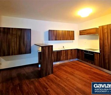 Vybavený byt 2+kk s terasou a garážovým stáním na TOP adrese, Rezid... - Fotografie 2