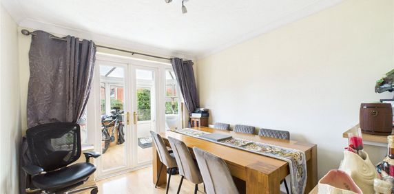 Hitherhooks Hill, Binfield Hitherhooks Hill, Binfield - Photo 2