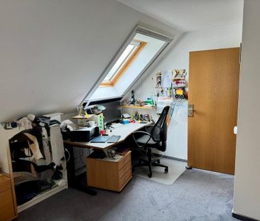 schöne 3-Zimmer DG-Wohnung - Photo 4