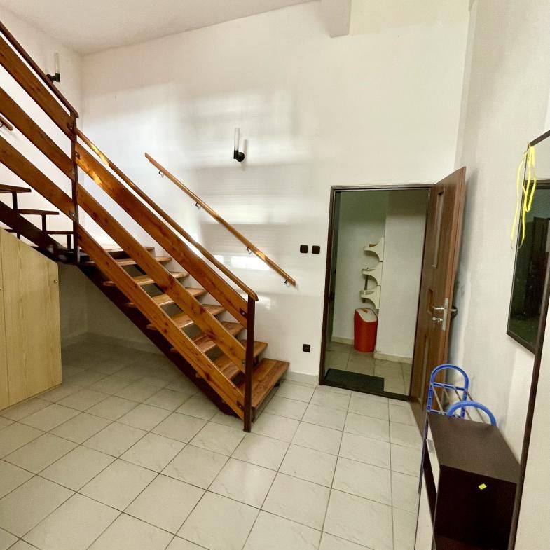 Pronájem rodinného domu 248 m², Edisonova , Ostrava - Photo 1