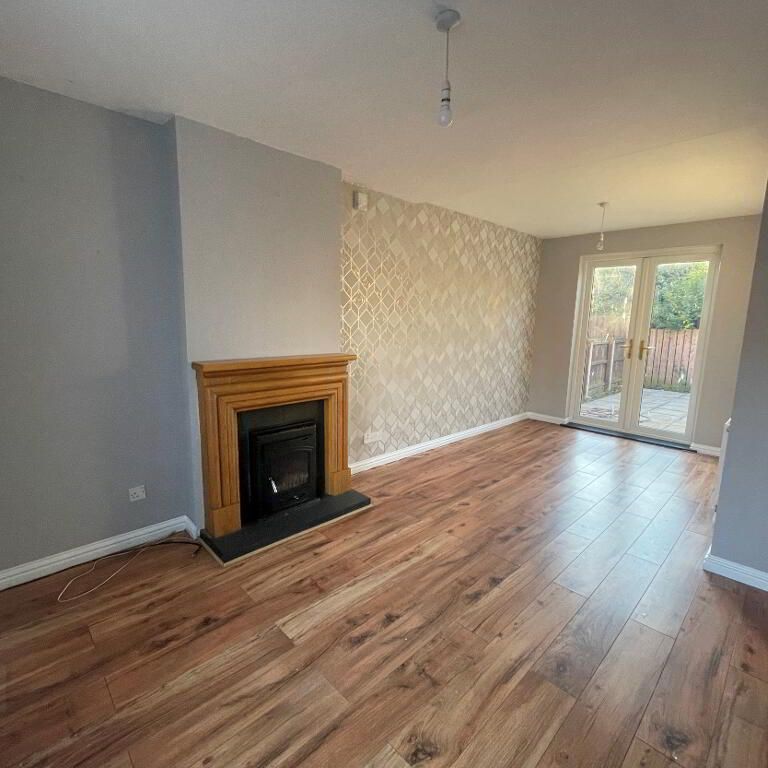 38 Coronation Crescent, Carrickfergus, BT38 7HB - Photo 1