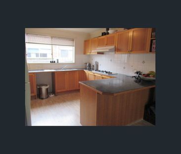 214 Evans Road, Cranbourne West, Vic 3977 - Photo 4