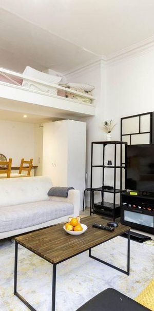 Studio to rent - Photo 1