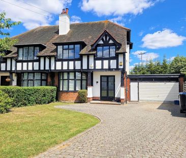 3 bedroom semi-detached house to rent - Photo 2