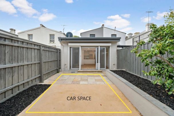 506 Victoria Parade, - Photo 1