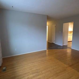 Upper Suite with 2 Car Garage!! - Photo 3