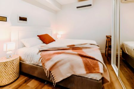 Studio Balcony - Photo 5