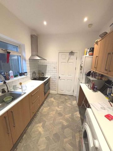 Plasnewydd Road, Roath, Cardiff, CF24 - Photo 5