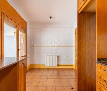 4 bedroom luxury Villa for rent in Esplugues de Llobregat, Catalonia - Photo 6