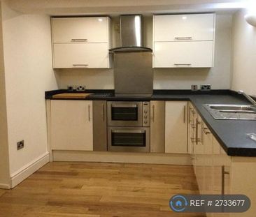 2 bedroom flat to rent - Photo 5