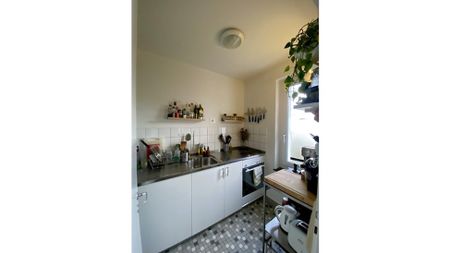 1 Zimmer-Wohnung in Zürich - Kreis 9 Altstetten, möbliert, auf Zeit - Photo 4