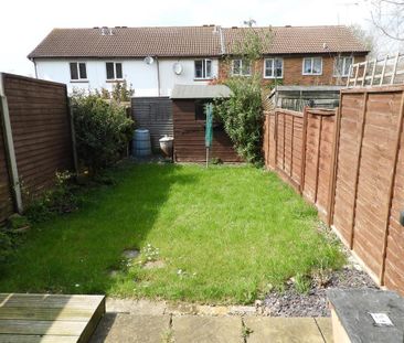 2 bedroom terraced house to rent - Photo 6