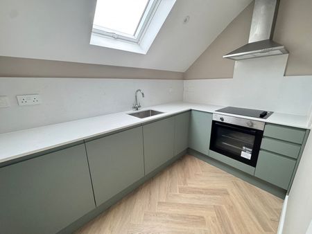 3 Bed Flat, High Road, N12 - Photo 4