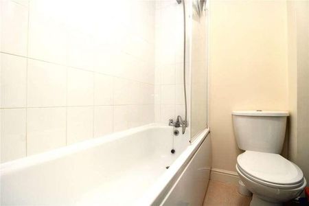 Church Road, Old Town, Swindon, Wiltshire, SN1 - Photo 4