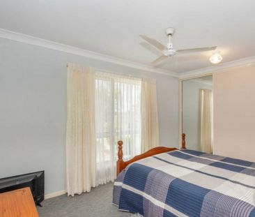 SPACIOUS, IMMACULATE & BEAUTIFULLY MAINTAINED � YOUR IDEAL AVOCA HO... - Photo 6