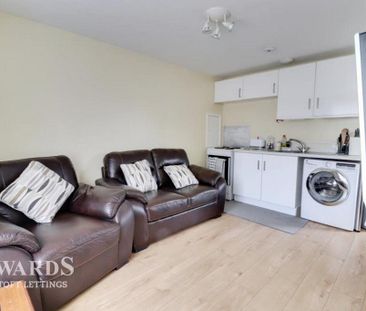 1 bedroom maisonette to rent - Photo 2