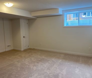 For Lease - 36 John Canning Way, Markham, Ontario - Photo 5