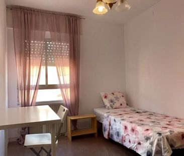 Calle del Cristo de la Victoria, Madrid, Community of Madrid 28026 - Photo 6